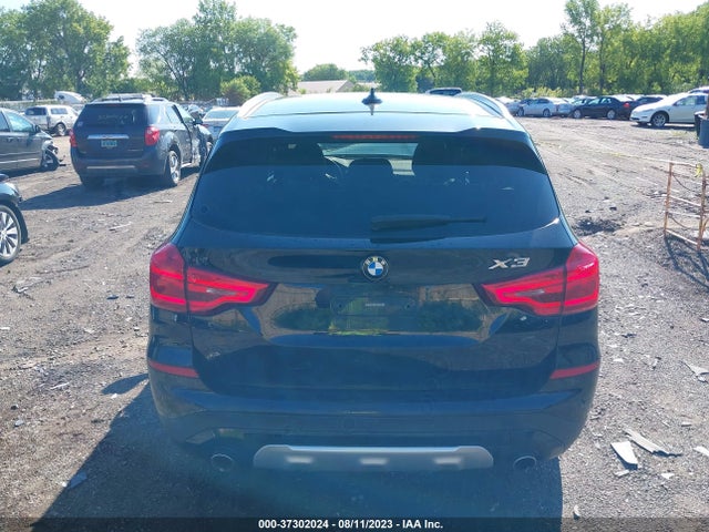 BMW X3 Xdrive30i 2018 5UXTR9C51JLC74100 Image 16