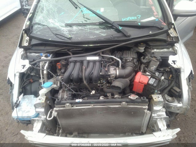 Honda FIT LX 2015 3HGGK5H55FM778002 Image 10