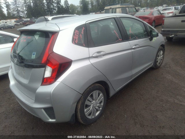 Honda FIT LX 2015 3HGGK5H55FM778002 Image 4
