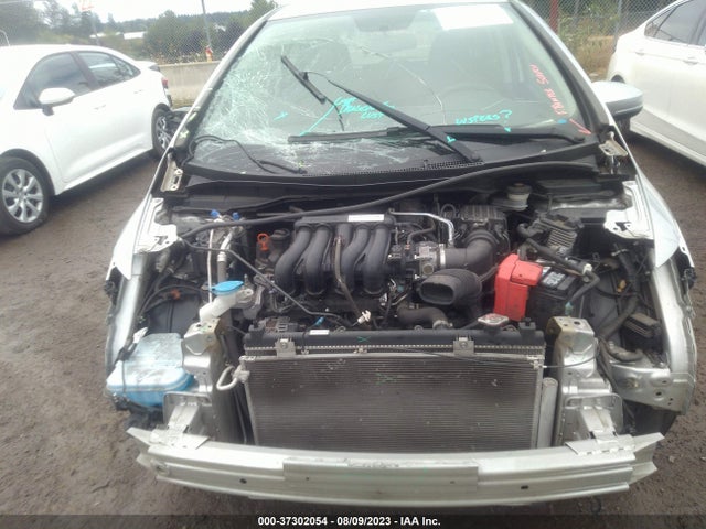 Honda FIT LX 2015 3HGGK5H55FM778002 Image 6