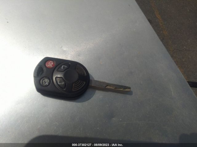 1FMCU0HD9JUD05382 Ford ESCAPE SEL
