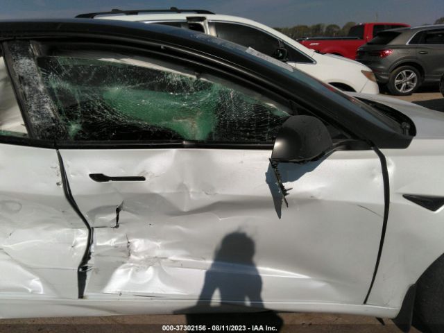 5YJ3E1EA2MF851875 Tesla Model 3 Standard Range Plus
