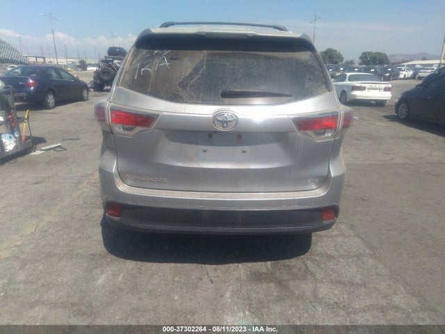 Toyota Highlander Le 2016 5TDBKRFH1GS272889 Image 16