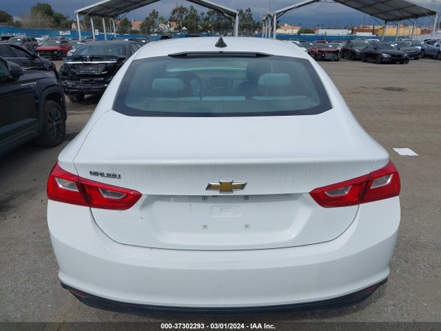 Chevrolet Malibu 1fl 2017 1G1ZC5ST3HF257674 Image 32