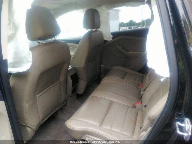 1FMCU0J91GUB03411 Ford Escape Titanium