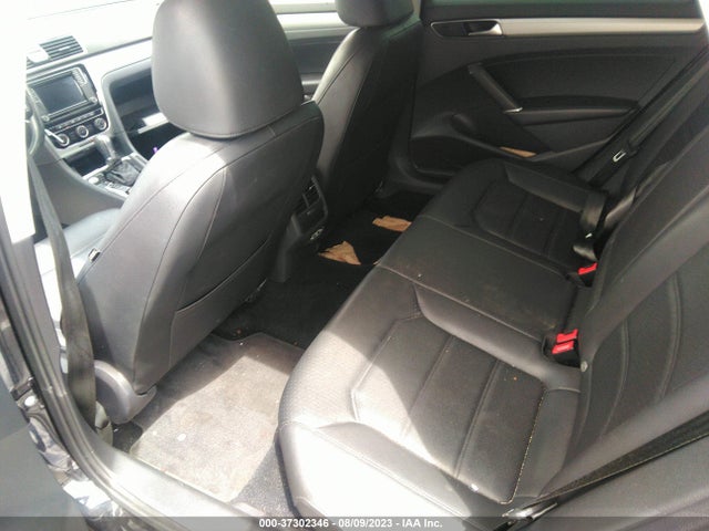 1VWLA7A31KC004536 Volkswagen Passat 2.0t Wolfsburg Edition