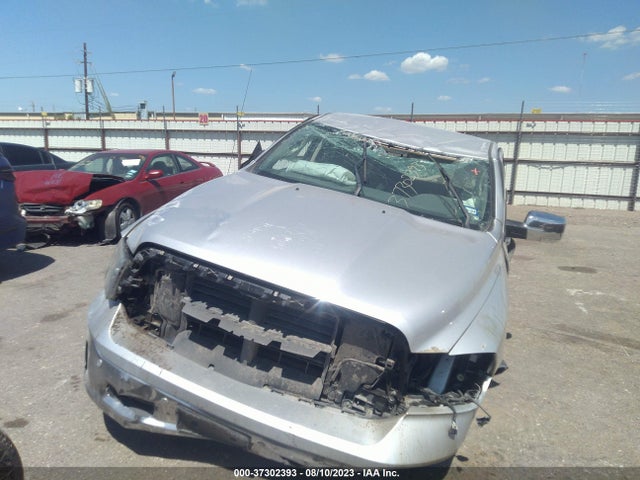 1C6RR6LT4JS255057 RAM 1500 Lone Star Silver