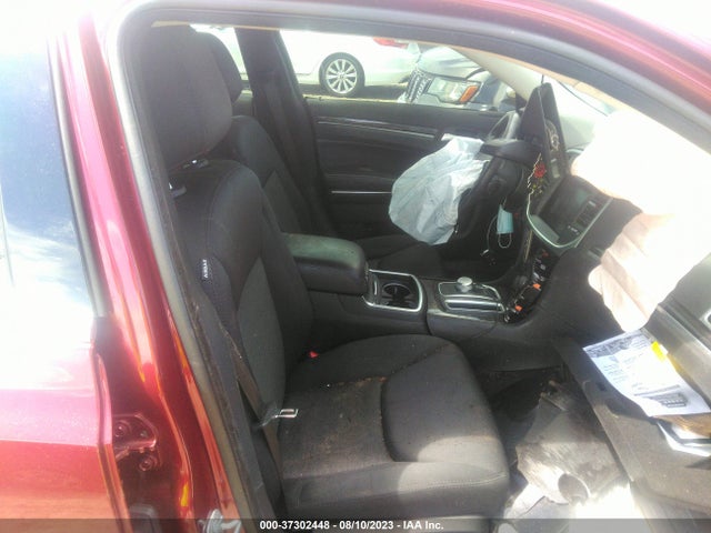 2C3CCAAG5JH327159 Chrysler 300 Touring
