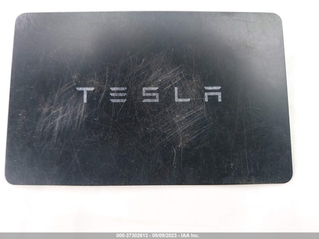 5YJ3E1EAXNF125893 Tesla MODEL 3