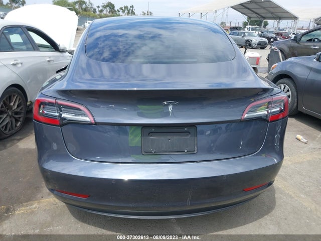 5YJ3E1EAXNF125893 Tesla MODEL 3