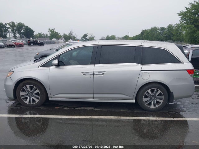 Honda Odyssey Touring 2015 5FNRL5H93FB035754 Image 14