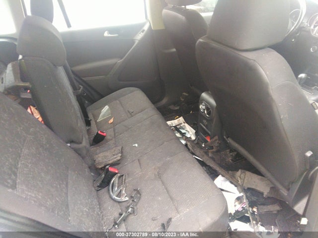 WVGAV3AX7EW556678 Volkswagen TIGUAN S