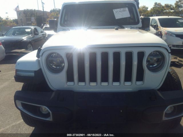 1C4HJXEN8MW697059 Jeep Wrangler Unlimited Sahara