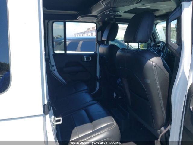 1C4HJXEN8MW697059 Jeep Wrangler Unlimited Sahara