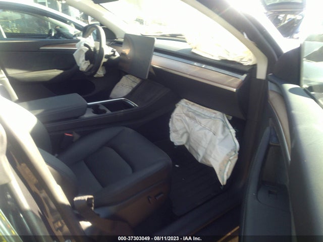 Tesla Model Y Long Range 2023 7SAYGDEE8PF792214 Image 11