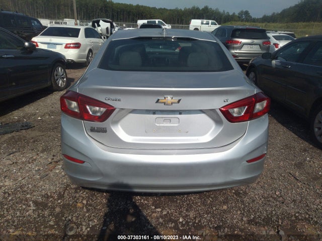 Chevrolet CRUZE LT 2019 1G1BE5SM5K7140295 Image 17