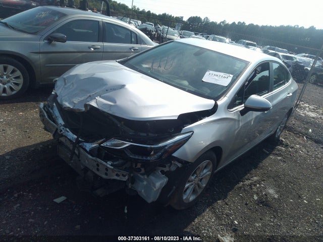 Chevrolet CRUZE LT 2019 1G1BE5SM5K7140295 Image 2