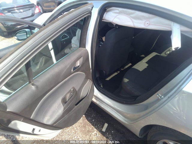 Chevrolet CRUZE LT 2019 1G1BE5SM5K7140295 Image 8