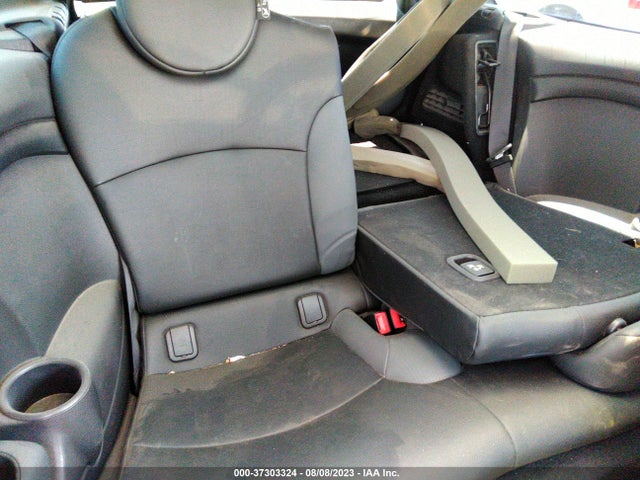 2010 MINI COOPER CLUBMAN VIN: WMWML3C52ATX37330