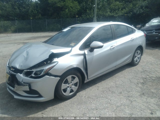 Chevrolet CRUZE LS 2017 1G1BC5SM7H7249923 Image 2