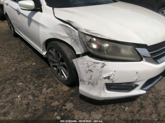 1HGCR2F52EA034722 Honda Accord Sedan Sport