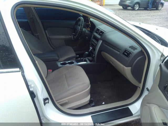 2010 MERCURY MILAN VIN: 3MEHM0HA6AR636295