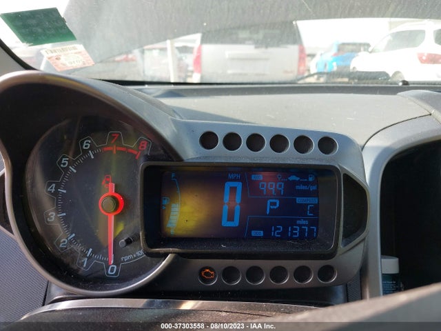 Chevrolet SONIC LT 2015 1G1JC5SG9F4136138 Image 8