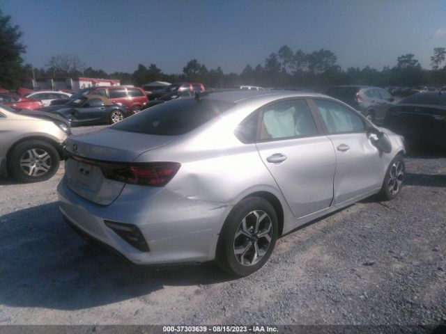 3KPF24AD6LE221563 KIA Forte Lxs