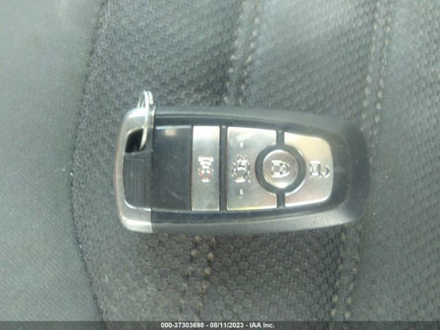 3FA6P0HD7HR246820 Ford FUSION SE