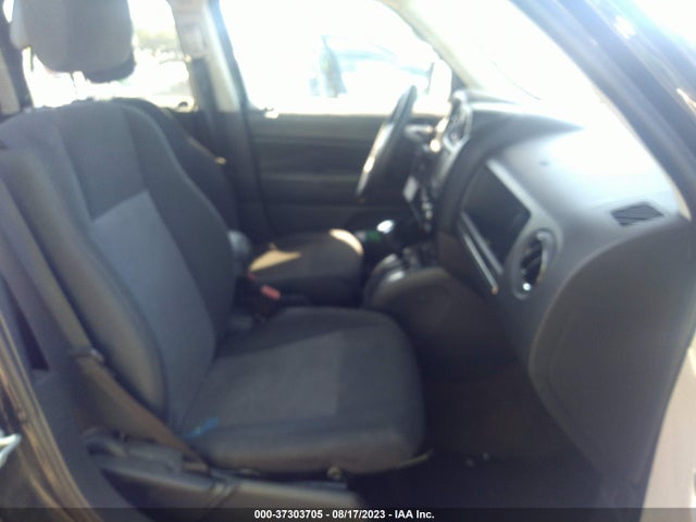 1C4NJPBA3ED545871 Jeep Patriot Sport/altitude