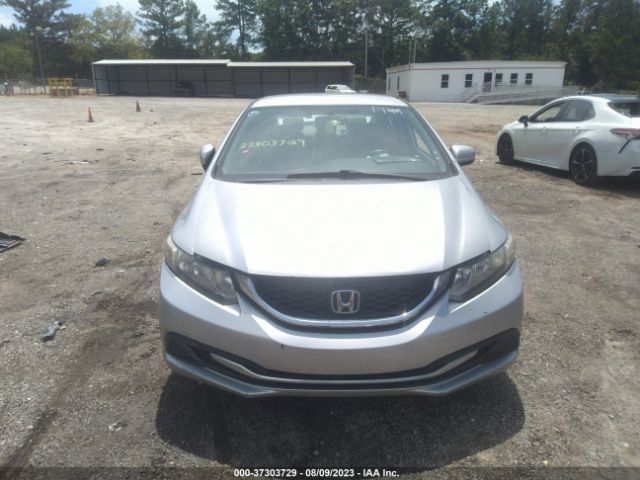 19XFB2F51EE051749 Honda Civic Sedan Lx