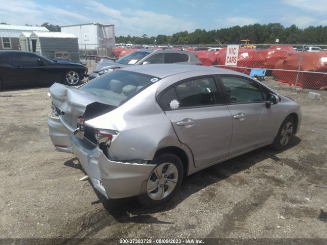 19XFB2F51EE051749 Honda Civic Sedan Lx
