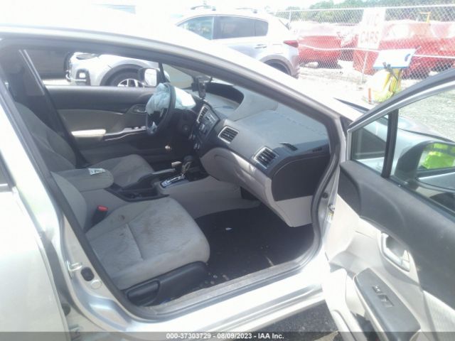 19XFB2F51EE051749 Honda Civic Sedan Lx