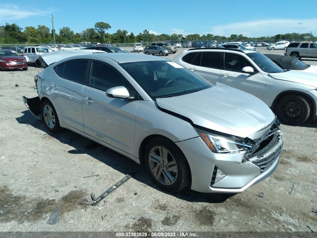 2019 5NPD84LFXKH463433 main image