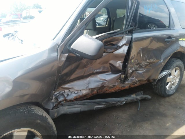 2009 FORD ESCAPE XLT VIN: 1FMCU93G89KC56849
