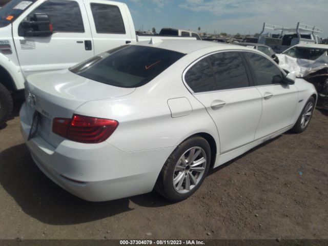 WBA5A5C54FD520028 BMW 5 Series 528i