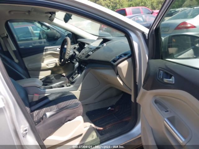 1FMCU0GX1EUA78884 Ford ESCAPE SE