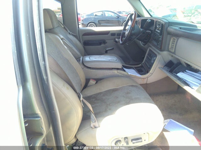 2002 CADILLAC ESCALADE VIN: 1GYEK63N02R111909