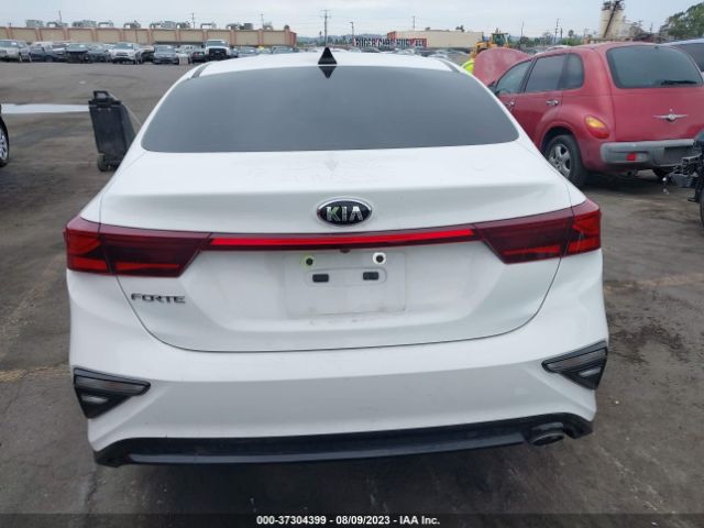 3KPF24ADXME374979 KIA Forte Lxs