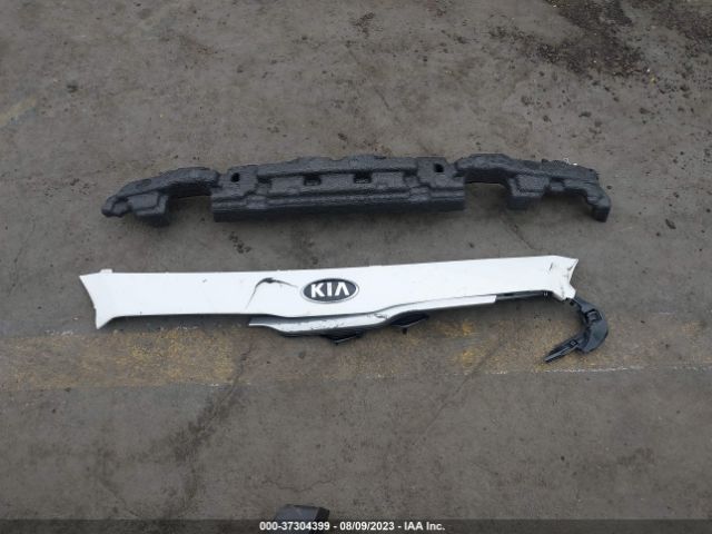 3KPF24ADXME374979 KIA Forte Lxs