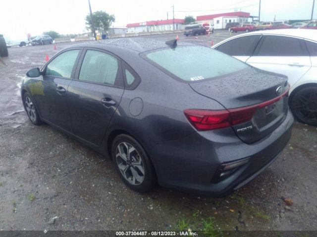 3KPF24AD2KE033279 KIA Forte Lxs