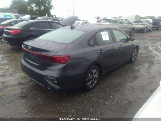 3KPF24AD2KE033279 KIA Forte Lxs