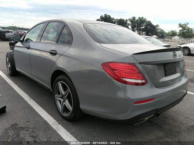 WDDZF4KB7JA307565 Mercedes-Benz E-class E 300