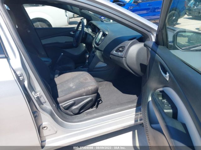 1C3CDFBB8FD302211 Dodge DART SXT