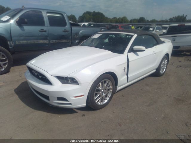 1ZVBP8EM7E5330661 Ford Mustang V6