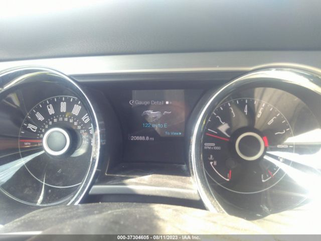 1ZVBP8EM7E5330661 Ford Mustang V6