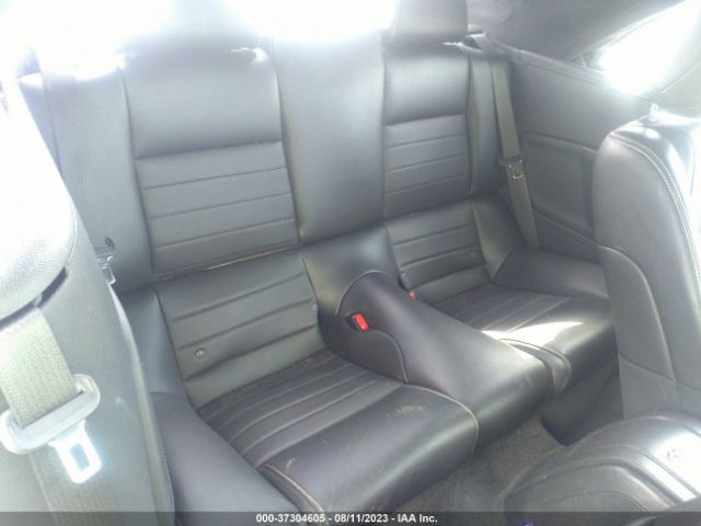 1ZVBP8EM7E5330661 Ford Mustang V6