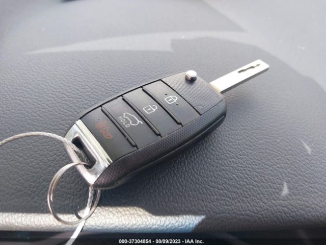 KNDCB3LC1K5339628 KIA NIRO FE