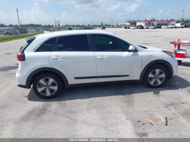 KNDCB3LC1K5339628 KIA NIRO FE