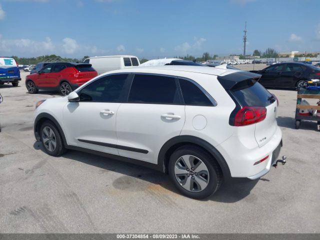 KNDCB3LC1K5339628 KIA NIRO FE